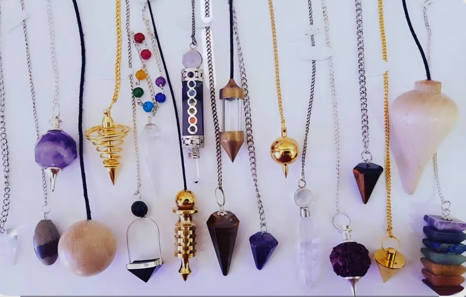 TALLER: APRENDIENDO A MANEJAR LOS PÉNDULOS SENCILLOS.